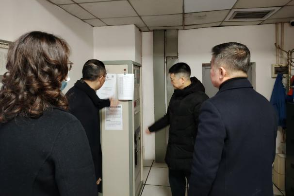 省尊龙凯时集团党委书记、董事长游勇检查督导春节安全生产并看望慰问干部员工